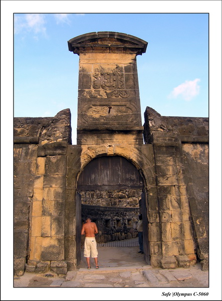 2005 - 11 - Itamaraca - forte orange 03.JPG